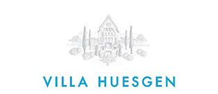 Logo della cantina Villa Huesgen, fra le etichette del wine club Società dei Cavatappi Incrociati